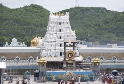 tirupati-balaji-golden-temple